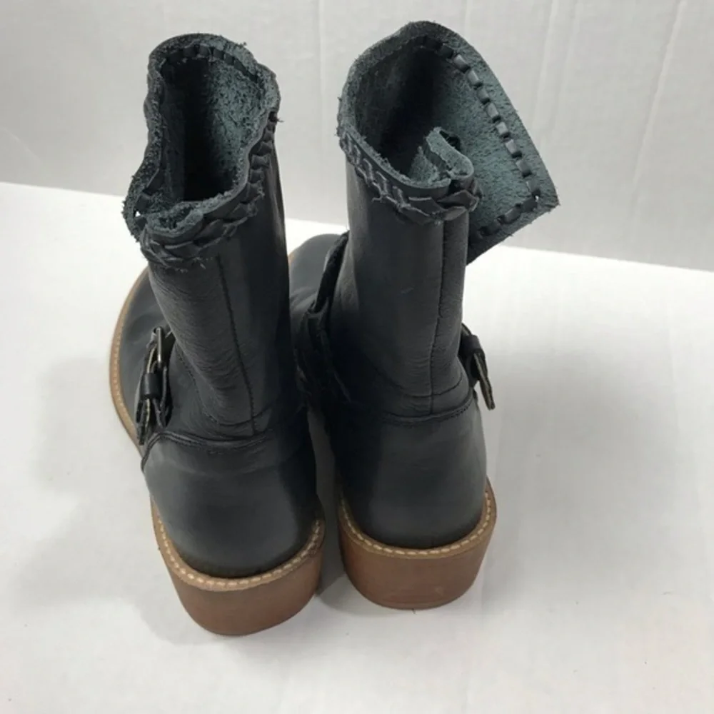 Musse & Cloud Women's Kimber Chelsea Boot size 6 , black